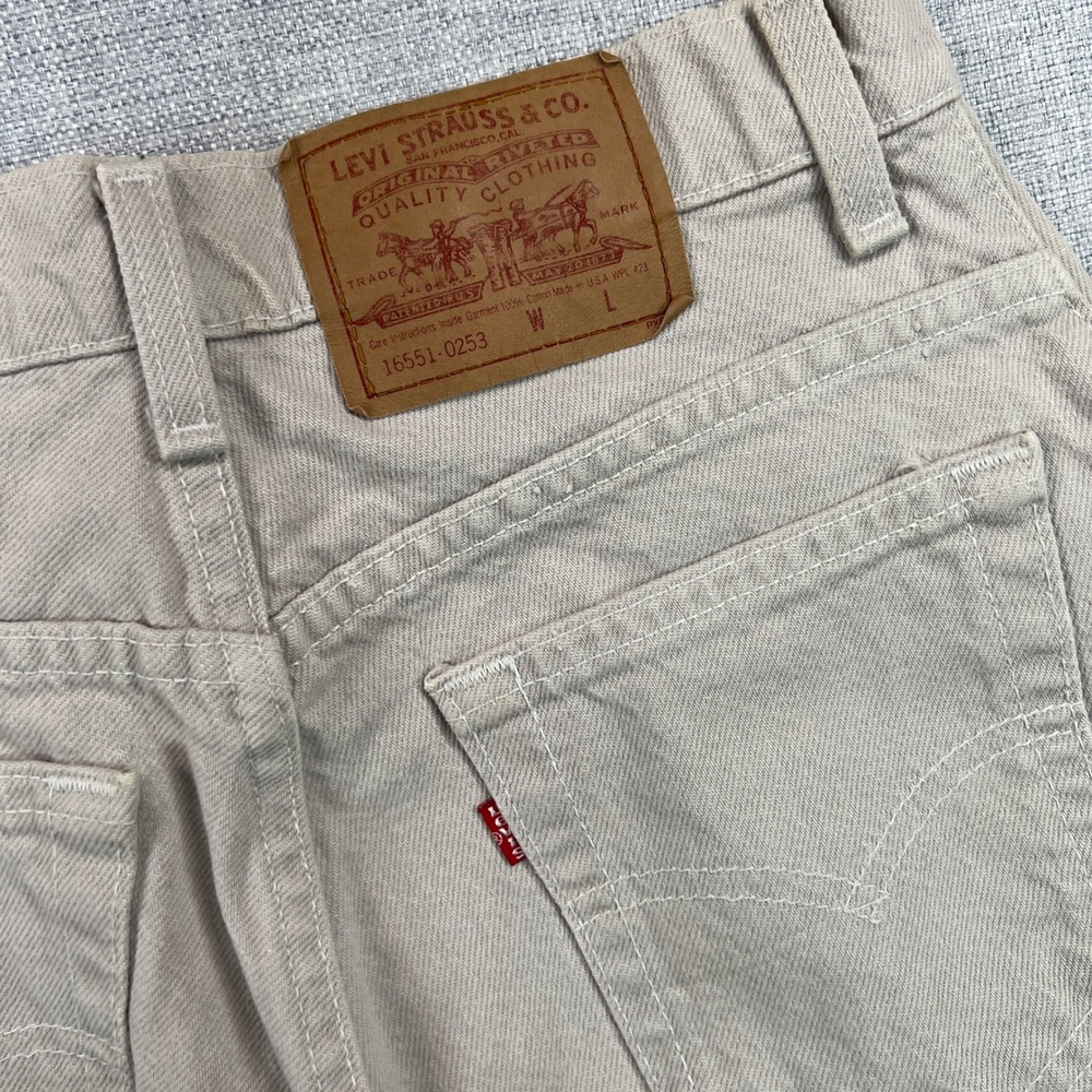 Vintage 90s Levi's 16551 (550)‎ High Rise Jeans Women 8 Beige USA Made Denim Mom